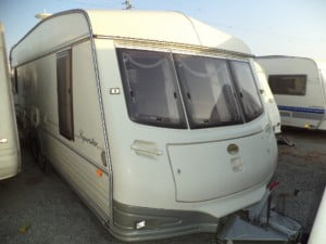 EXT. 1 2 EJES AWARD 4900 EU Caravana seminueva 2 ambientes inglesa caravanas baratas