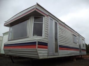 EXT. 1 M.H. ABI 9,5 X 3 -- 5.900 EU. Mobil home de ocasión - Casa prefabricada en Sevilla- Vivienda móvil ABI caravanas baratas