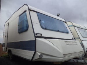 Caravana barata francesa ADRIA OPTIMA caravanas de ocasión EXT. 1 ADRIA 2500 EU. CON AVANCE