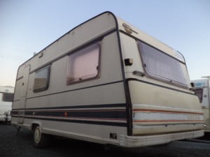 caravana usada BURSTNER CITY de 3 ambientes en Sevilla caravanas de ocasión EXT. 1 BURSTNER 3 AMB. 4600 EU.