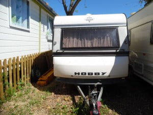 Caravana Sevilla barata sin papeles para dejar fija caravanas de ocasión EXT1 HOBBY 1795