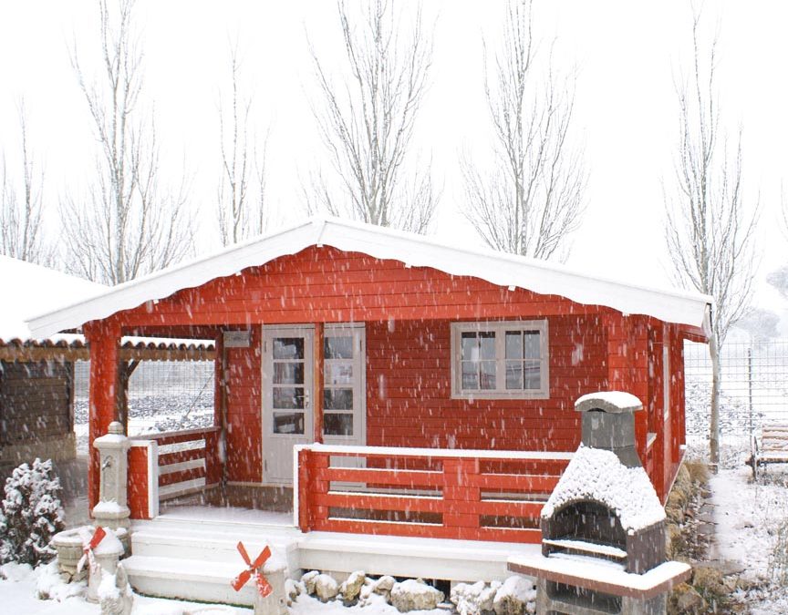 NOVEDAD:  CASETAS DE MADERA y BUNGALOWS MUY ECONÓMICAS.