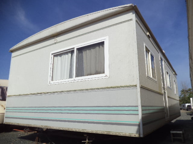 Mobil home Cádiz de segunda mano marca Roller de 7×4 metros